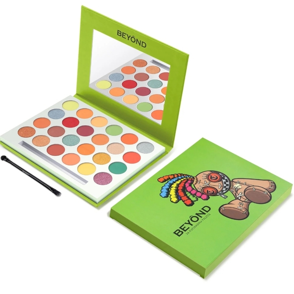 NIB BEYOND 24G 24 Colors Shimmer & Matte Professional Eyeshadow Palette
